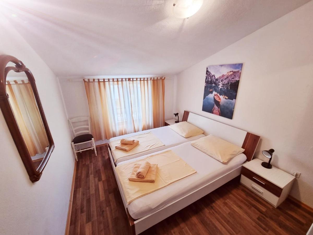 Apartments Nada Đảo Krk Ngoại thất bức ảnh