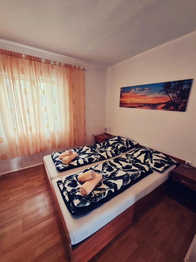 Apartments Nada Đảo Krk Ngoại thất bức ảnh