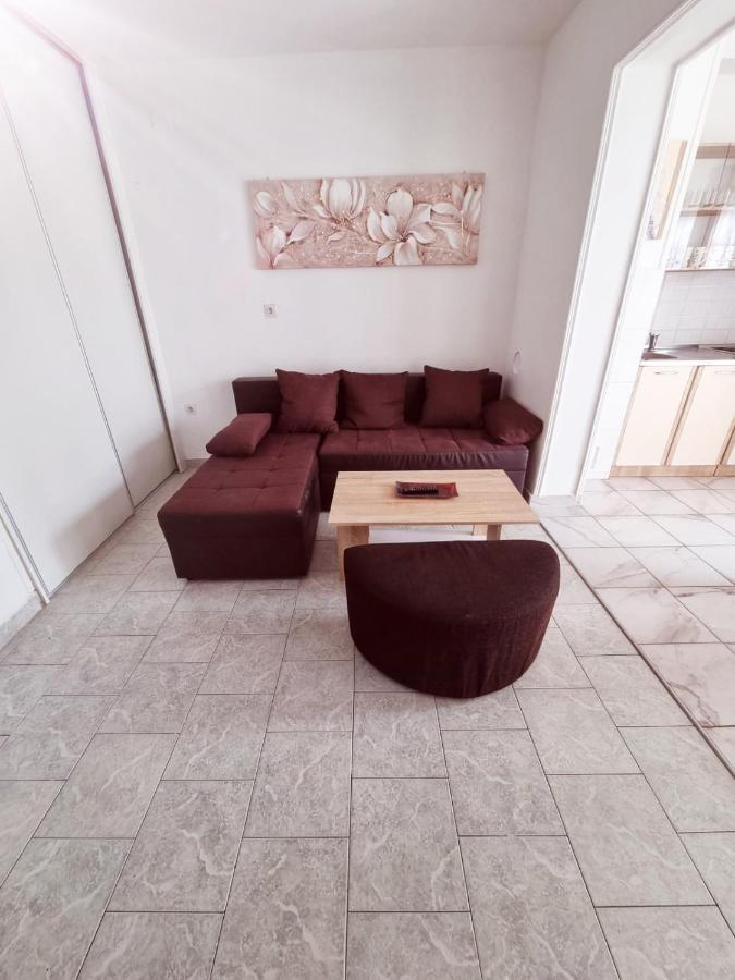 Apartments Nada Đảo Krk Ngoại thất bức ảnh